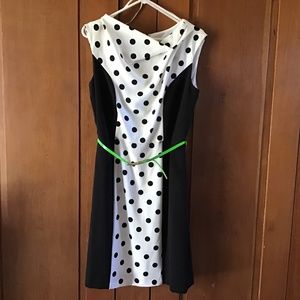 Sandra Darren Dress Size 10 Black & White